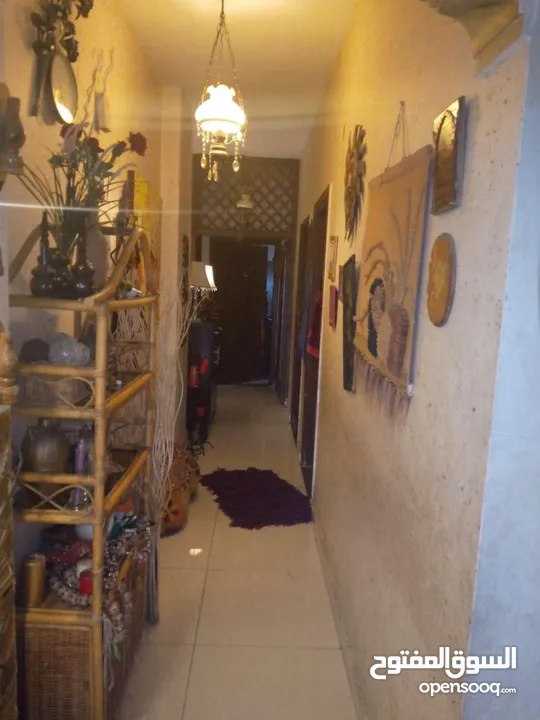 اعلان طقم كنب مستعمل للبيع بحالة جيدة