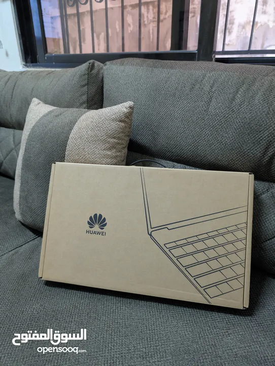 Huawei Matebook 14 Intel Core 7 Ultra 155H جديد فخم جدا