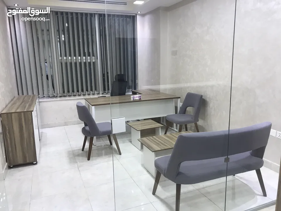 مكتب بحالة ممتازة - الشميساني ،اشارة وادي صقرة/كاش فقط