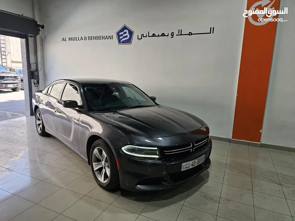 Dodge Charger SE