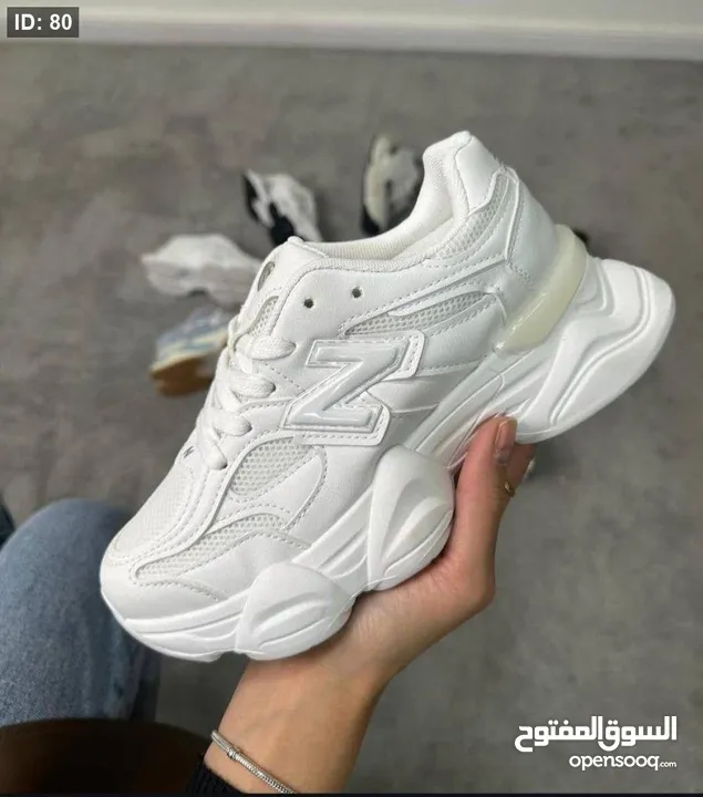 نيوبلنس حذاء بناتي مريح جدا متوفر بسعر 150