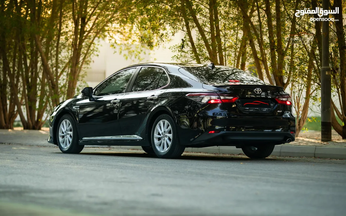 Toyota Camry GLE  Excellent Condition 2022