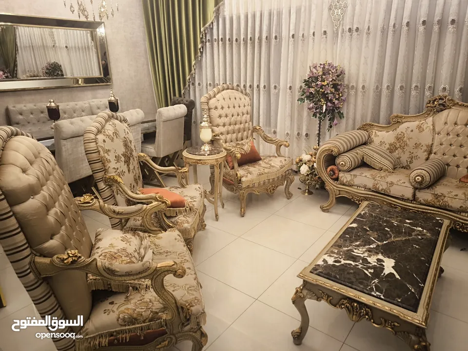 غرفة جلوس مصري فاخره بحاله ممتازه