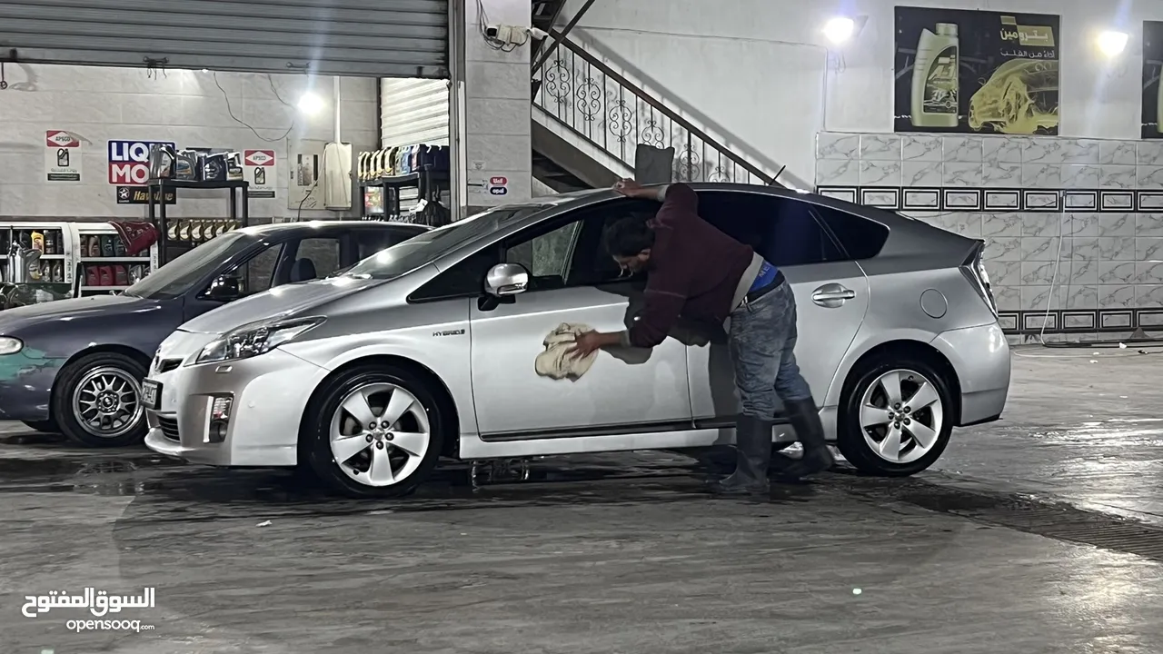تويوتا بريوس اوروبي موديل 2010 بحال الوكالة للبيع كاش فقط