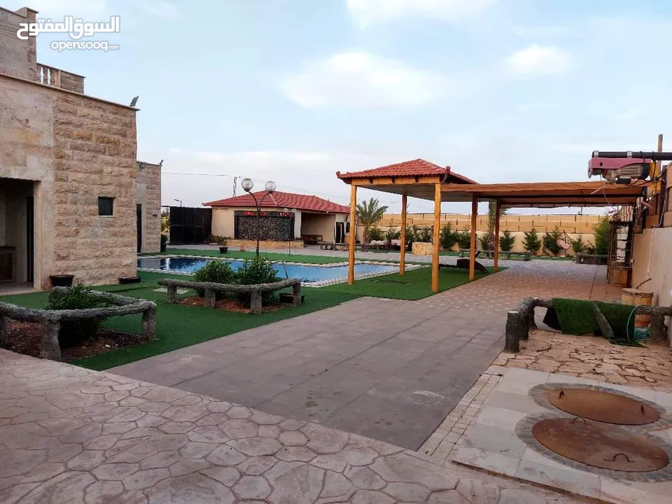 أكبر وفخم مزرعة في عمان مجهزة بالكامل للحفلات  زفاف/حنا/خطوبة/تخرج  اقوى العروض ل فترة محدودة