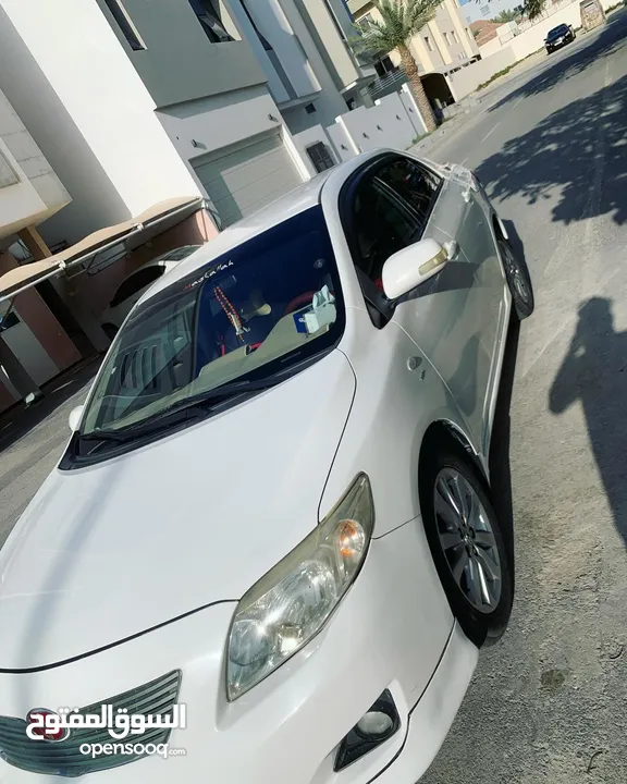 Toyota Corolla 2008 Good condition  Engine =1,8 Gear AC good  Argent sale  Contact
