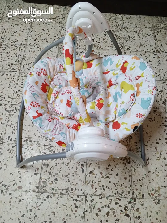 أرجوحة وهزاز بيبي مستعمل للبيع