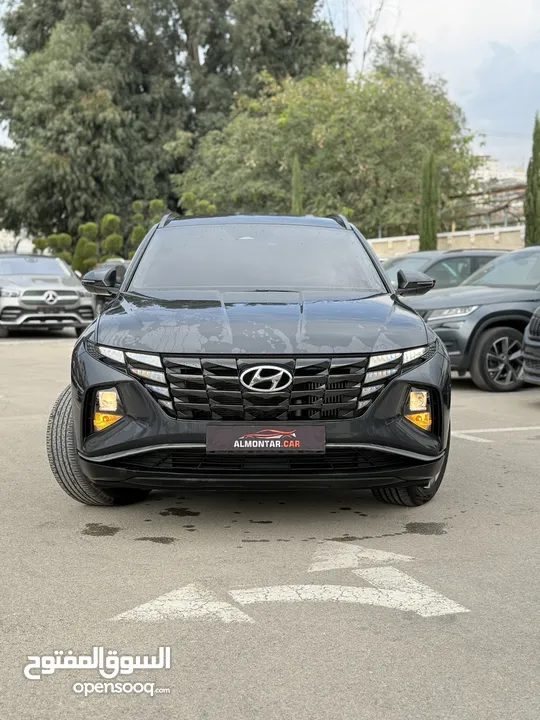 هونداي توسان ترخيص 2021 محرك 1600 بنزين+بطاريه مساعده دفع 4*2 جير أوتوماتيك 180 حصان