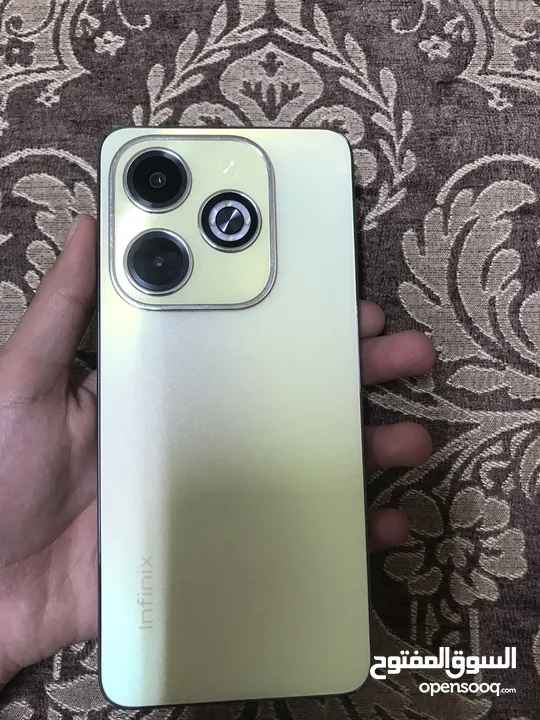 تلفون infinix hot 40i بحالة جيدا مع كرتونة وشاحن الاصلي +كفر