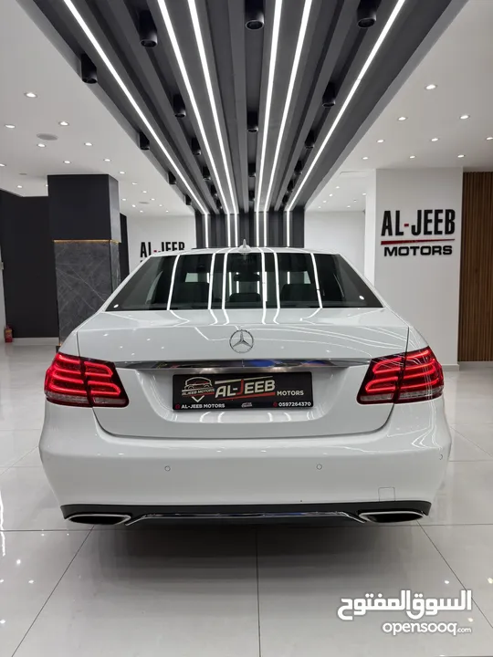 مرسيدس e200