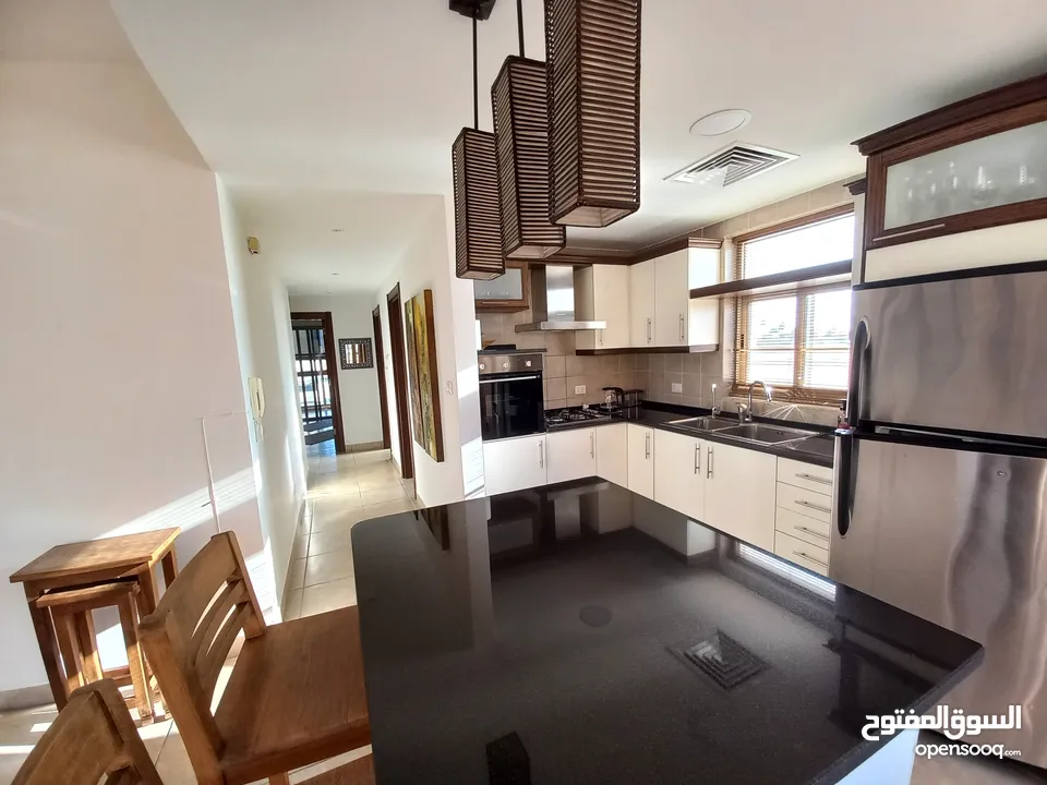 شقه للايجار في وسط عبدون ( Property 36292 )-174882245