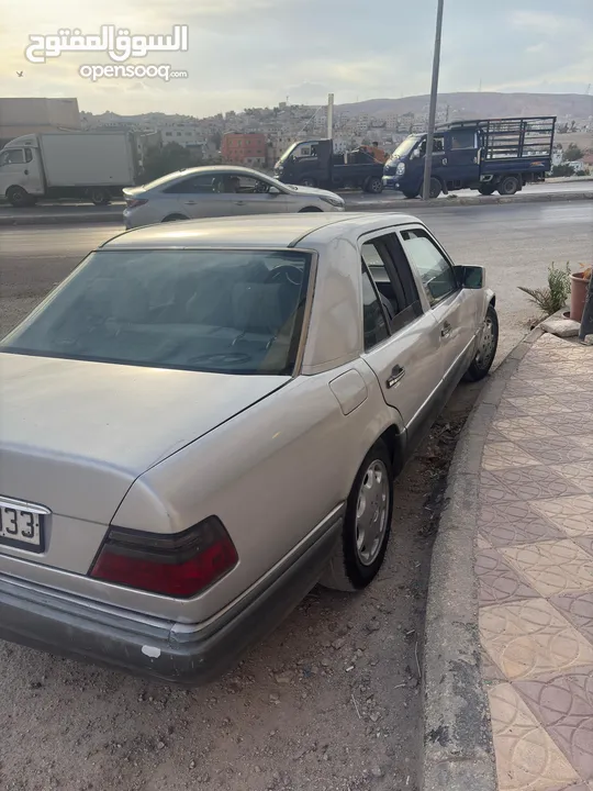 مرسيدس بطه E200 W124 موديل 1985 محوله 1995 للبيع