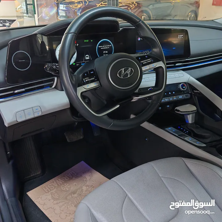 2022 HYNDAI ELANTRA HYBRID LIMITED وارد امريكي