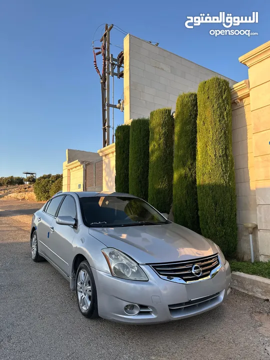 نيسان التيما للبيع بسعر مميز