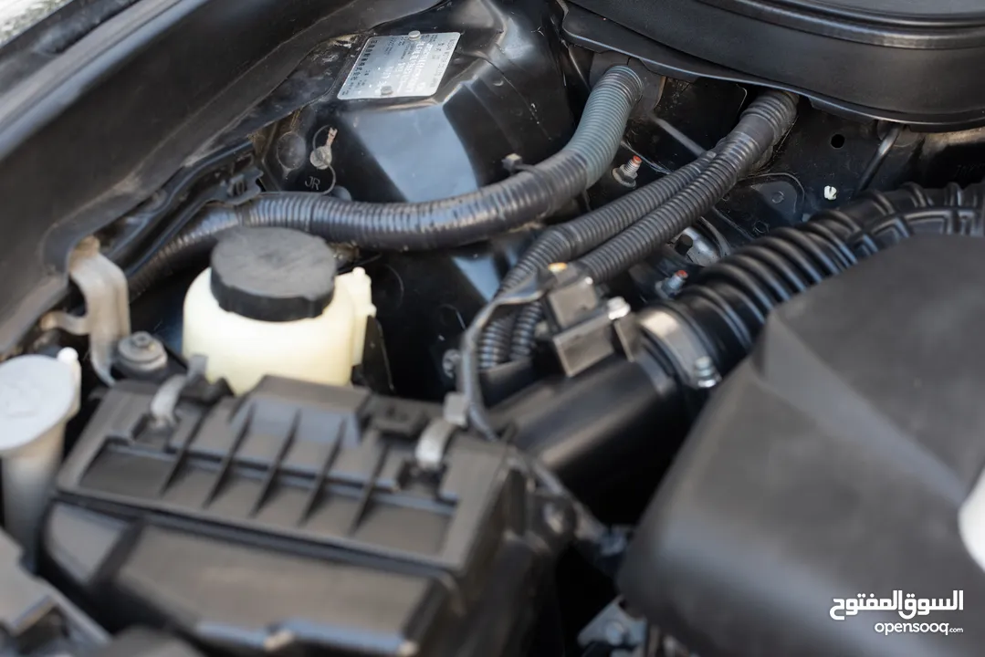 إنفينيتي G37 موديل 2012 - 4 جيد - سيارة رياضية مع محرك V6 3.7L
