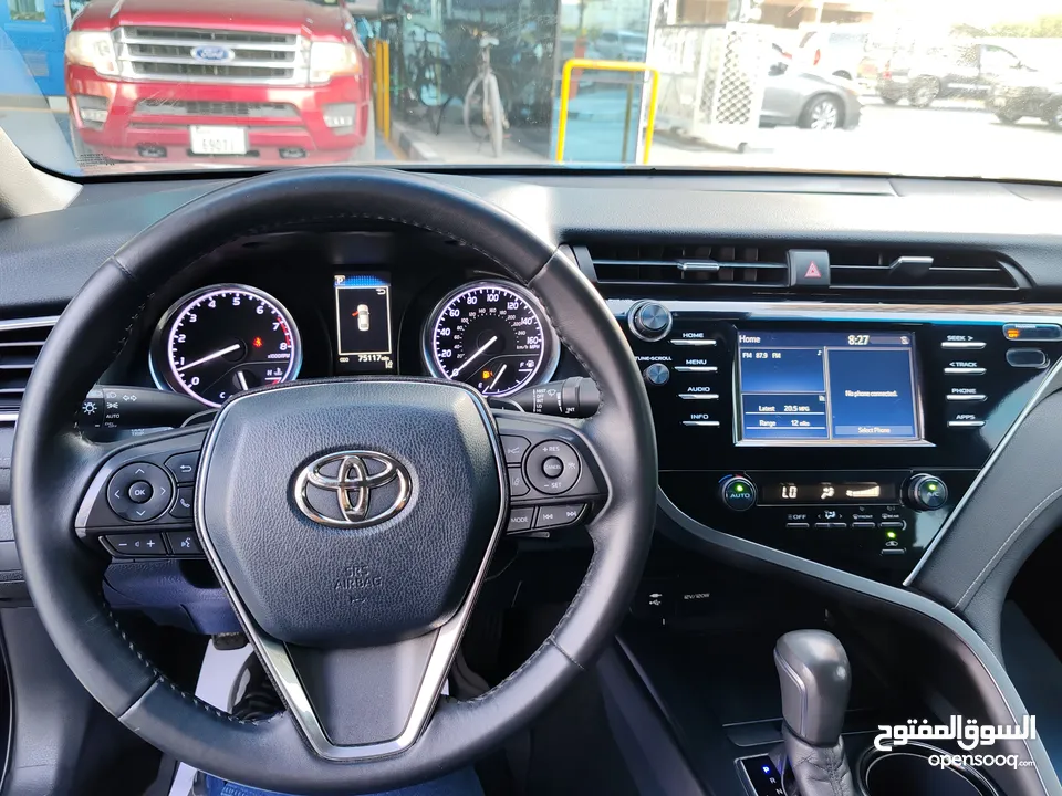 Toyota Camry SE / Fresh Import / 2018
