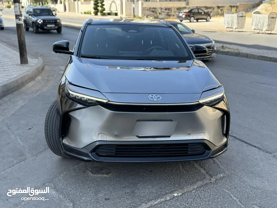 تويوتا bz4 2023 للبيع
