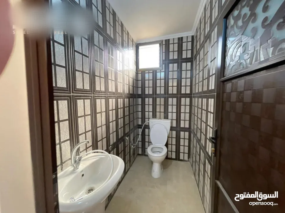 روف سكني للبيع