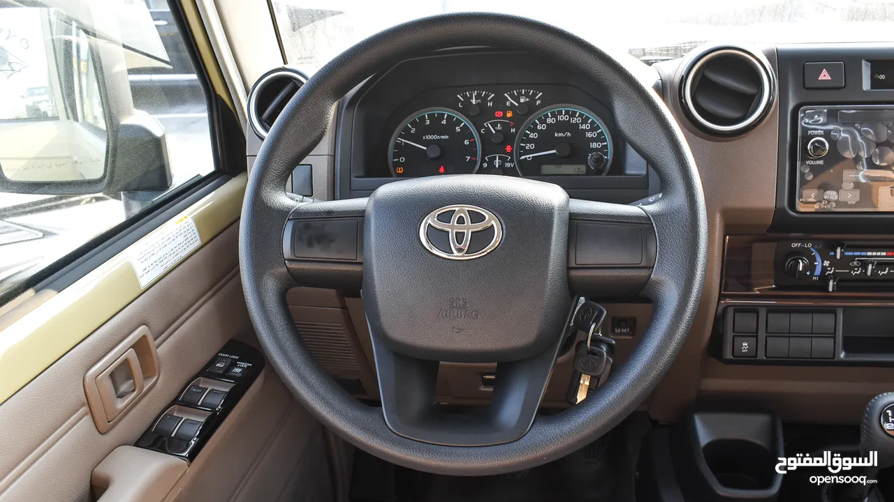 Toyota Land Cruiser Pickup 4.0L V6 Petrol Double Cabin