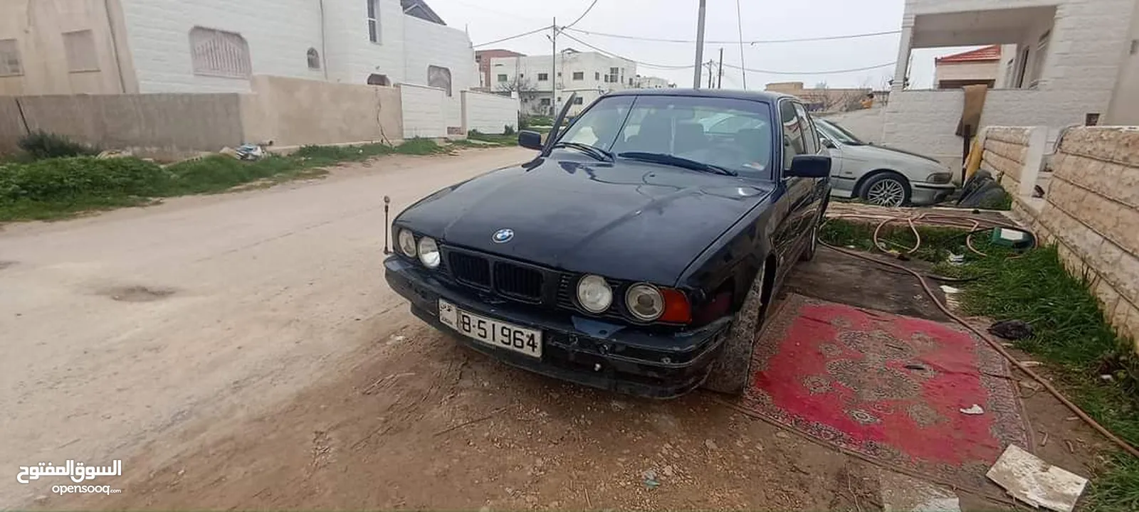 BMW E34 للبدل راس براس ع اي سياره اوتوماتيك مرخصه ونظيفه