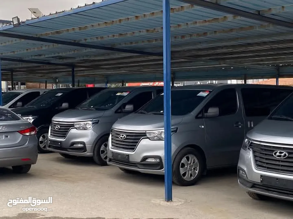 باصات 10 مقاعد للايجار مع السائق. باصات حديثه   لجميع انحاء المملكة عجلون والسلط وجرش البتراء