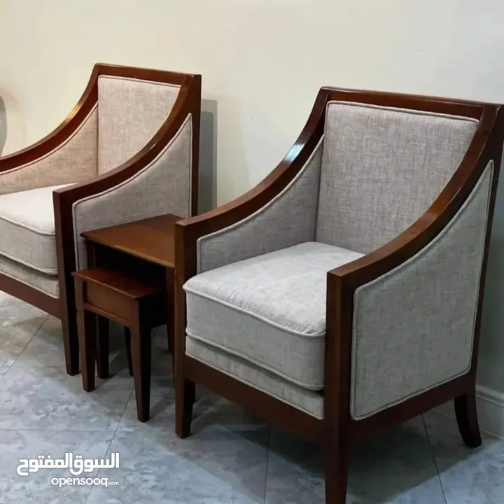 تنجيد جميع انواع الكنب والتفصيل والصيانه المنزليه بأقل الأسعار، والتوصيل مجاني...