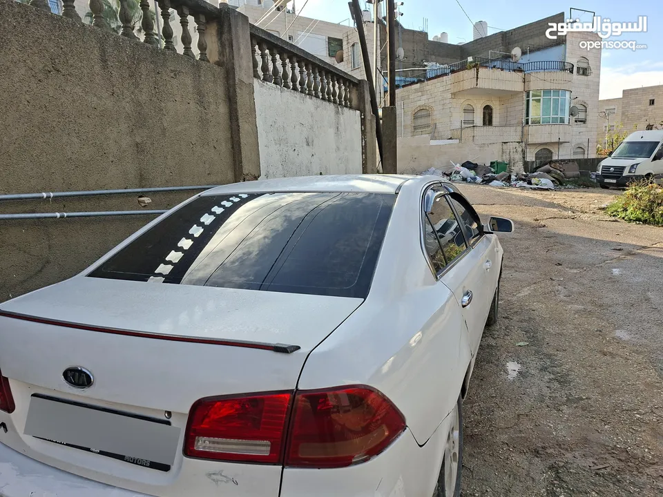 كيا لوتزي 2008