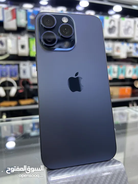 iPhone 15 Pro Max (256 GB) ايفون 15 برو ماكس مستعمل بحالة الوكالة ولا خدش  كفالة شغالة ل16/7/2025