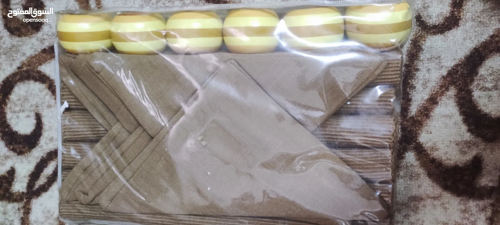 مفرش سفرة وملحقاتة