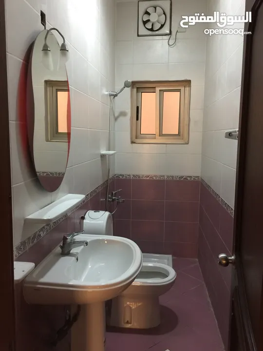 Flat for rent in Busaiteen شقه للايجار بالبسيتين