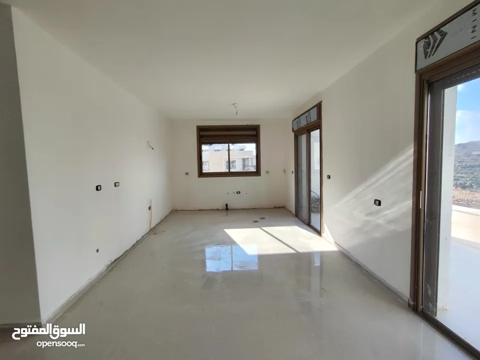 روف سوبر ديلوكس للبيع في الريحان مع إطلالة خيالية