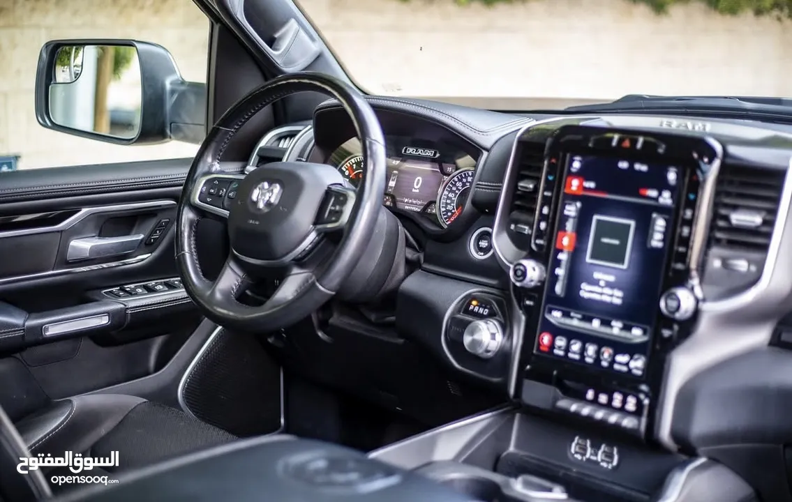 Dodge Ram 1500 Hemi / Laramie Trim 2020 (للبيع)