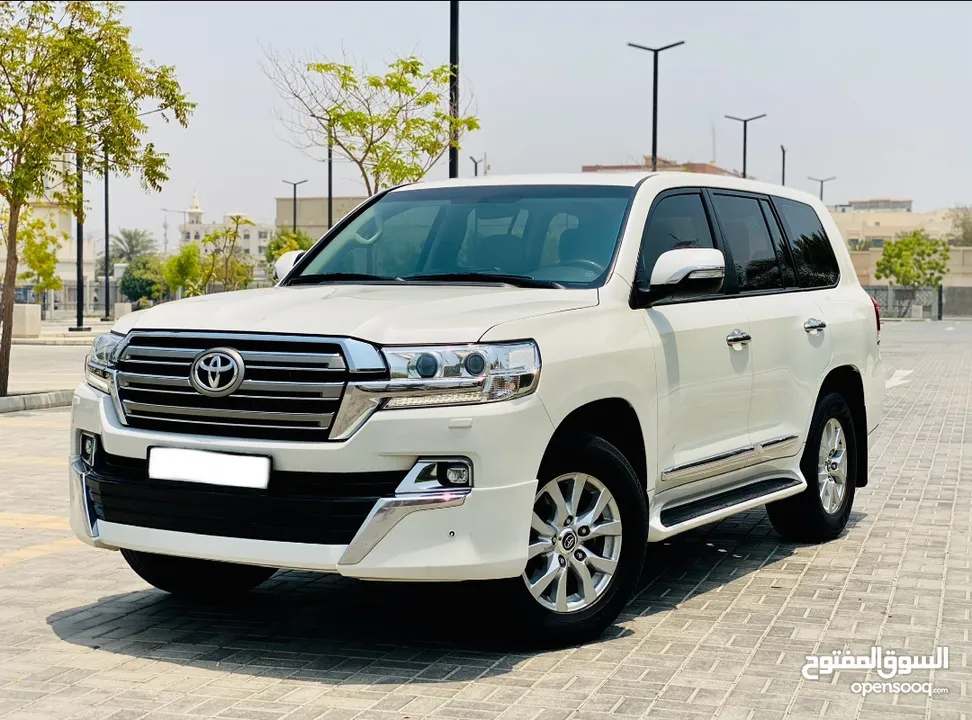 TOYOTA LAND CRUISER GXR V6 VERYWELL MAINTAINED SUV FOR SALE