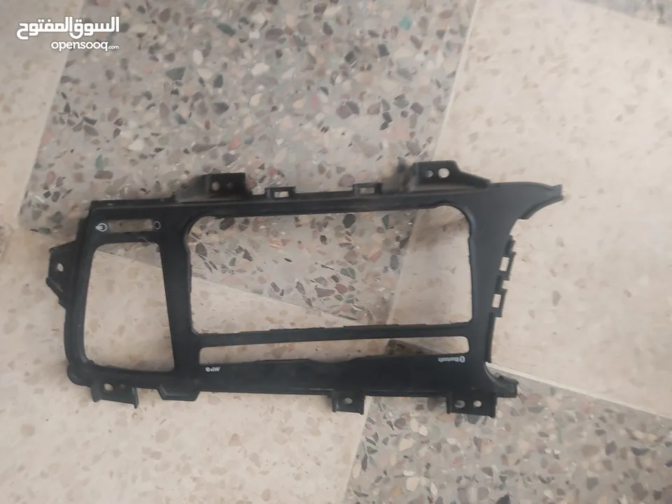 قطع مستعمله و اكسسوارات مختلفة للسيارات