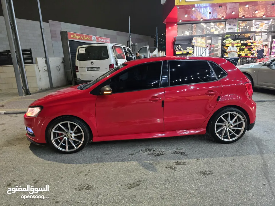 Polo8 فولكس فاجن