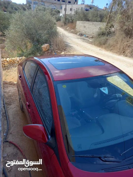 هيونداي اكسنت 2013 فتحة سقف محرك 1600 للبيع