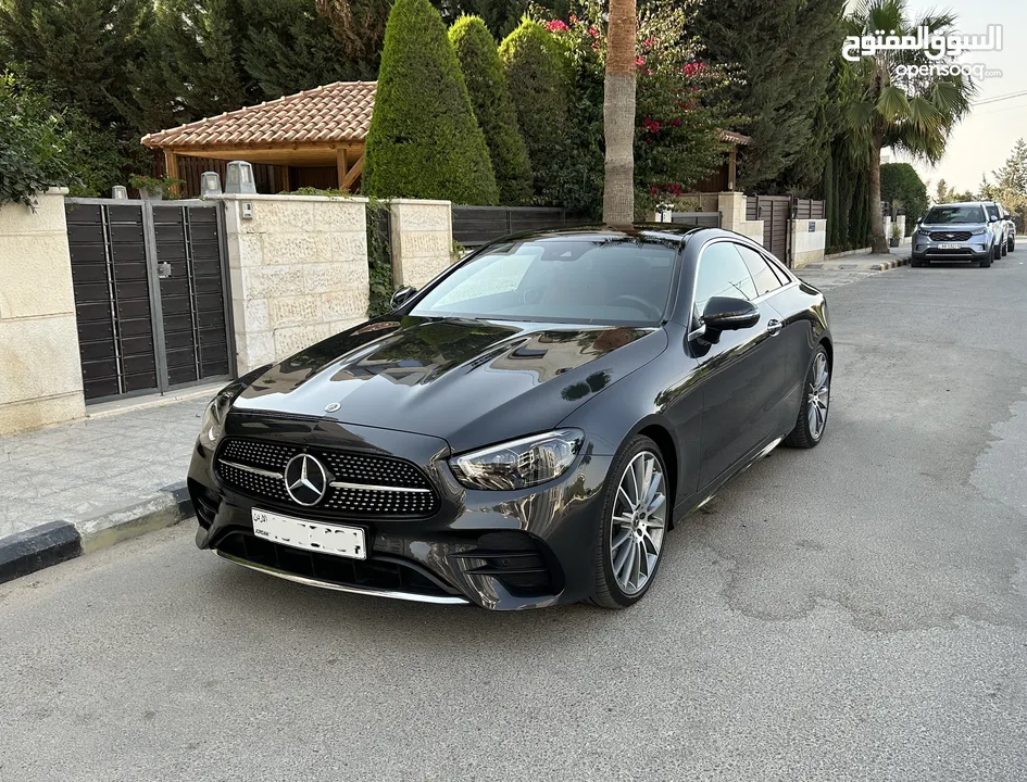 Mercedes-Benz E200 Coupe AMG 2022