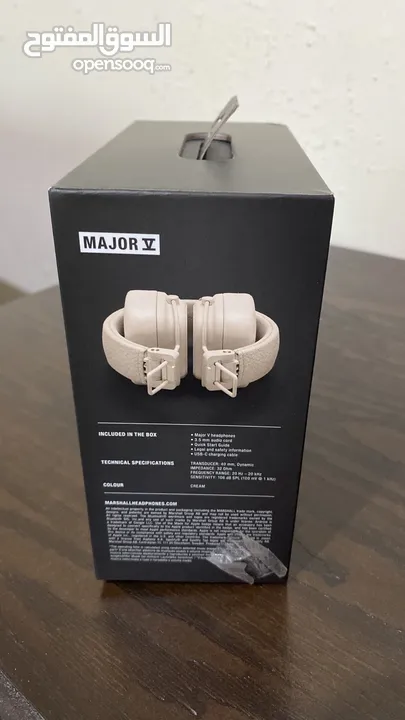 Marshall Major V Wireless on-ear headphones with 100+ hours of playtime.