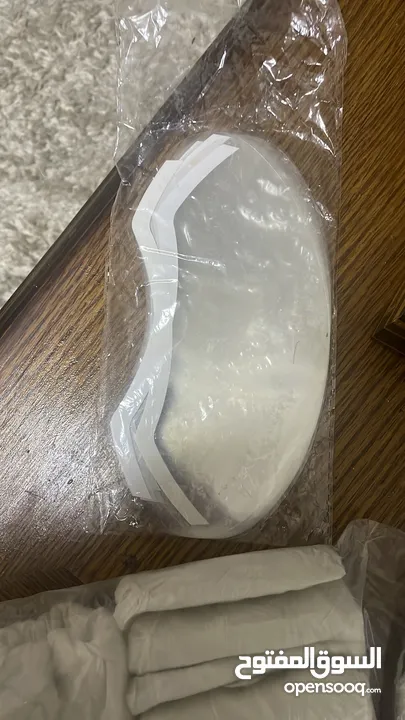 عدة جل كلر واكستنشن للبيع الوان مختلفه جل كلر  واحجام مختلفة واجهزه ومستلزمات صالونات للشعر  وهديه ع