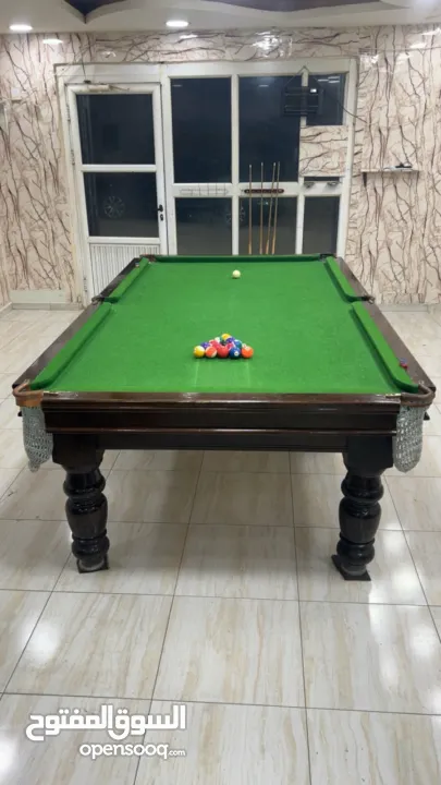 طاولة بلياردو 9 قدم