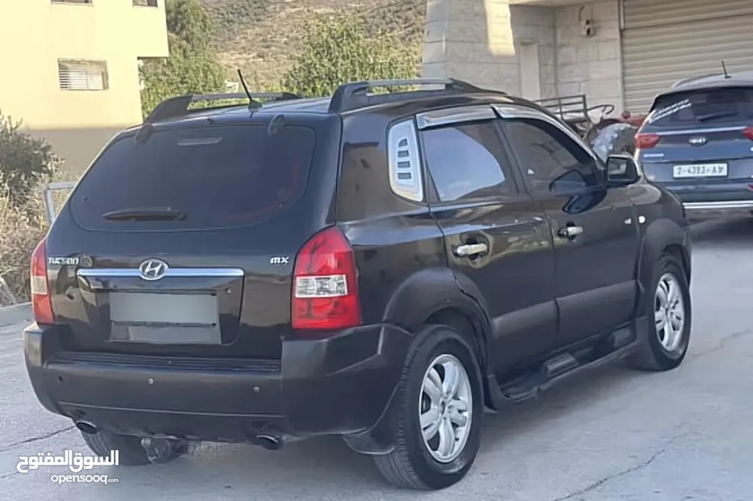 توسان 2007  بسعر الحرق