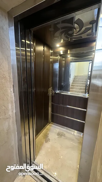 تملك فيلا مميزة من أربع طوابق ضمن كومباوند في أرقى مناطق دابوق بسعر مميز / ref 9475