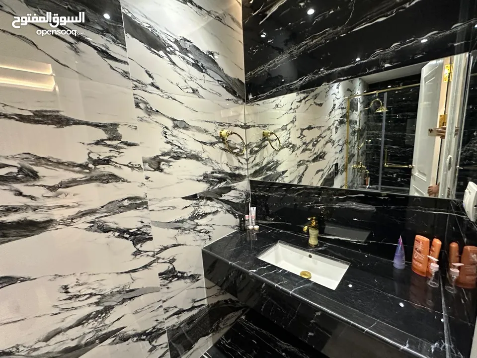 Six bedrooms apartment for rent in Al thuhir ( Property 39856 )-174787532