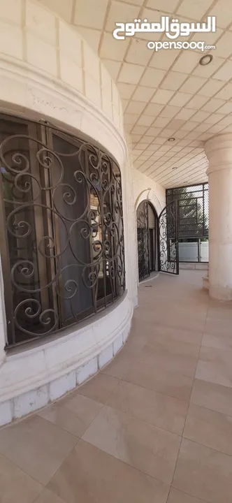 فيلا للايجار يوجد خيارات اخرى Villa for rent, other options available V7