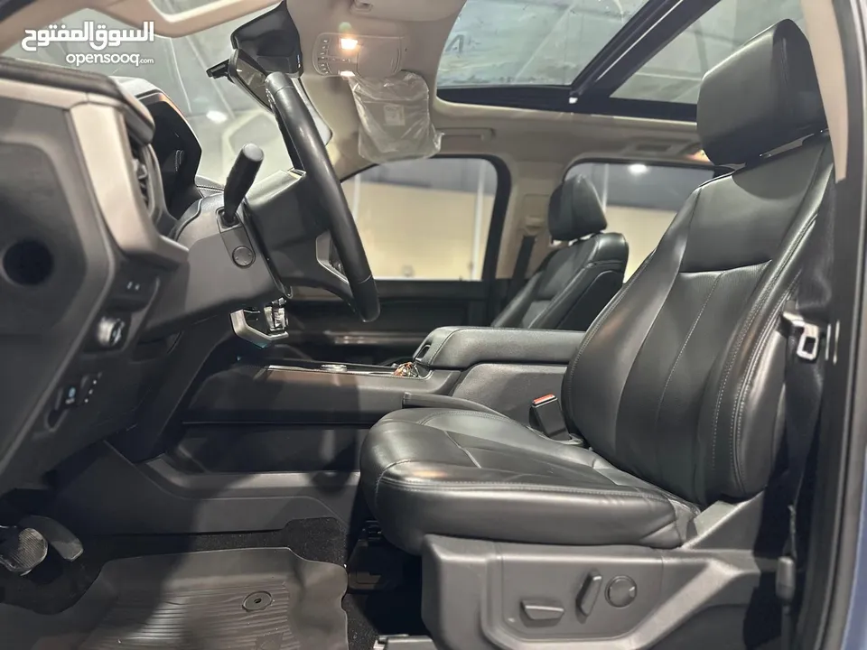 Ford Expedition XLT V6