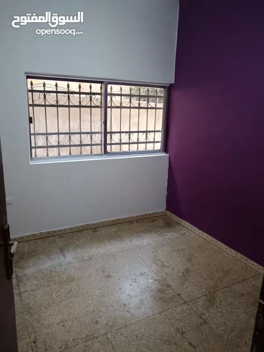 عمارة ثلاث طوابق للبيع في المنارة بسعر لقطة