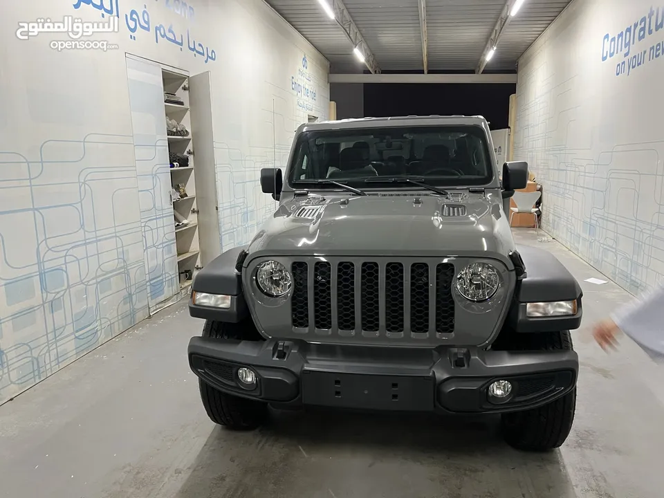 Jeep Gladiator Sport 2021 جيب جلاديتر سبورت 2021 From the official distributor  dealer  من الوكيل