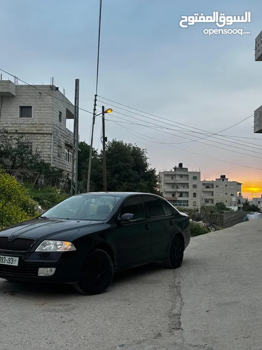 سكودا نيو لبيع نقدي  متور الفين ديزل 2000cc جير عادي  اصل عمومي