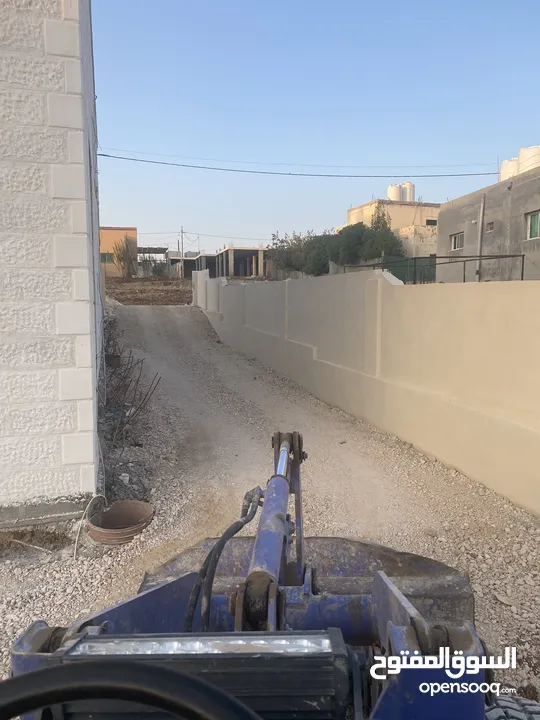 مدحله و جرافه صغيره و مداحل و حفارات لايجار تزفيت ساحات و شوارع مدحله جرافه بوبكات