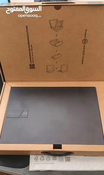 عرض لا يُفوّت – لابتوب استعمال 22 يوم فقط  ASUS Vivobook شبه جديد + هدايا قيمة